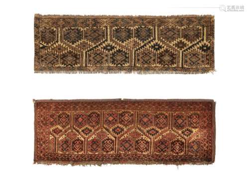 2 Torbas, Turkménistan, fin XIXe s., ornées de motifs géomét...