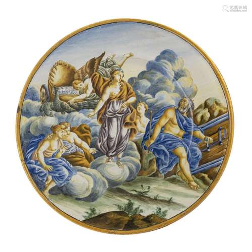 Antico piatto da parete in maiolica decorato con scena mitol...