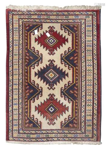 SMALL ANTIQUE MALAYER CARPET, EARLY 20TH CENTURY