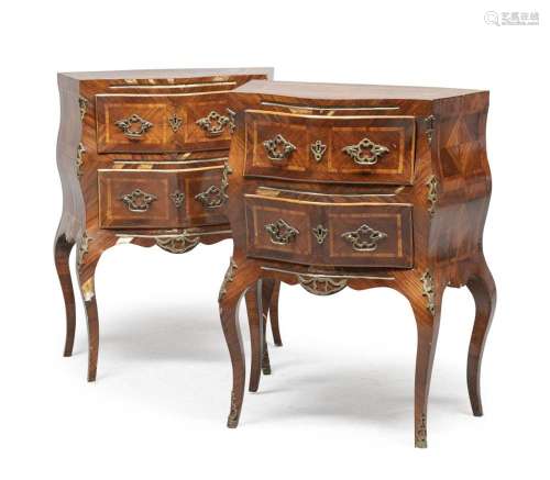 PAIR OF BEDSIDE TABLES IN VIOLET EBONY, SICILY 19th CENTURY