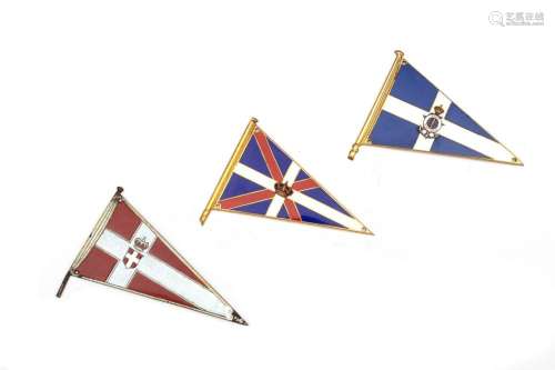 Lot consisting of three triangular flag plaques in metal and...