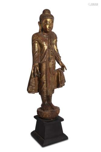 Thai Buddha in carved and gilded wood, 19th century