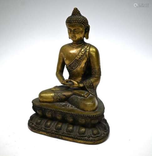 A 19th century Chinese bronze Buddha, Shakyamuni, late Qing,...