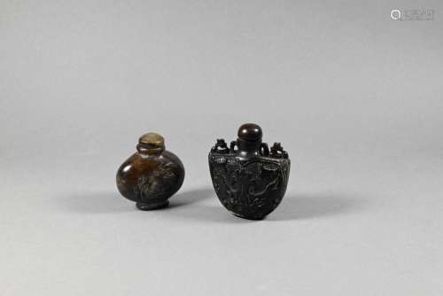 Two Chinese snuff bottles