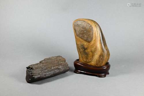 Two Chinese mountain form scholar's rocks, gongshi