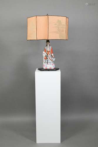A Chinese Guanyin polychrome table lamp