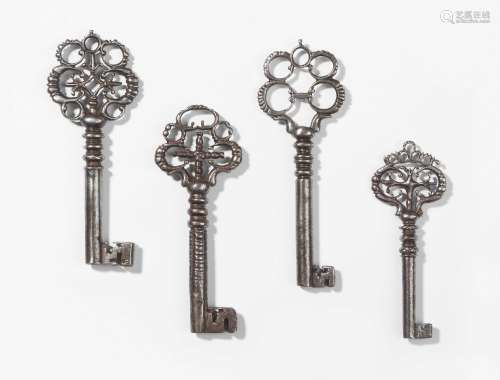 Lot: 4 kleine Schlüssel