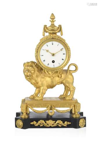 Pendule au lion d'époque Louis XVI, en finement bronze cisel...