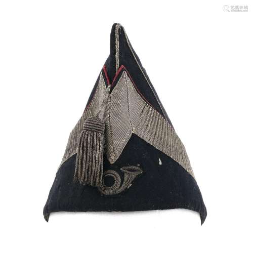 Bonnet de police de petite tenue de chasseurs ou voltigeurs,...