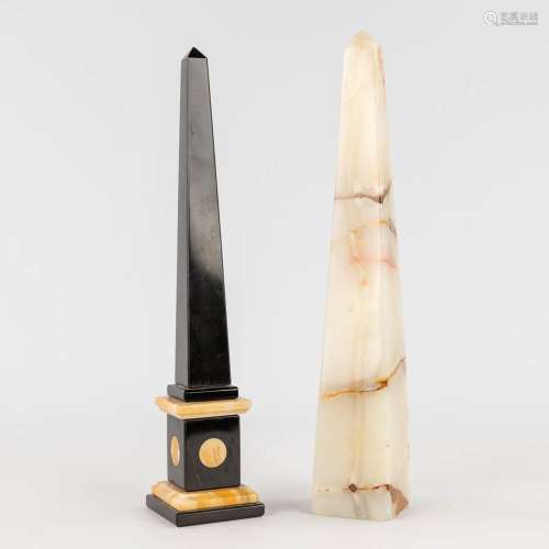 A collection of 2 obelisks, marble and onyx. (H: 34 cm)