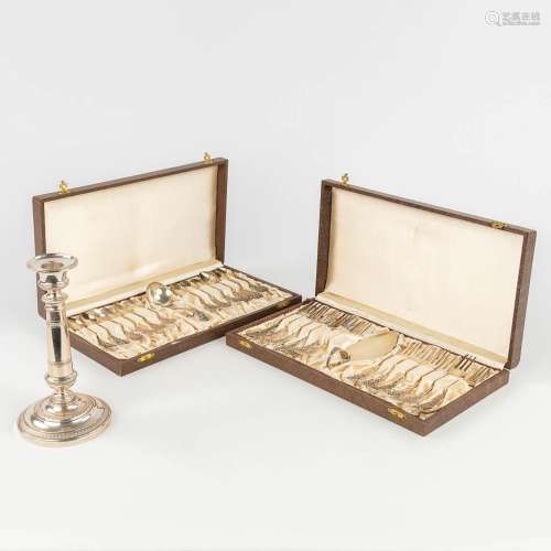 A pair of ecrains with dessert cutlery, silver, 833. Added a...