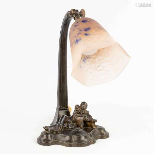 Schneider, a table lamp with a pate de verre shade, decorate...