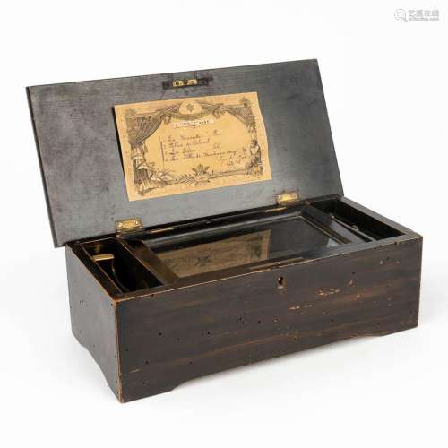 An antique music box, 'Musique De Genève'. In working condit...