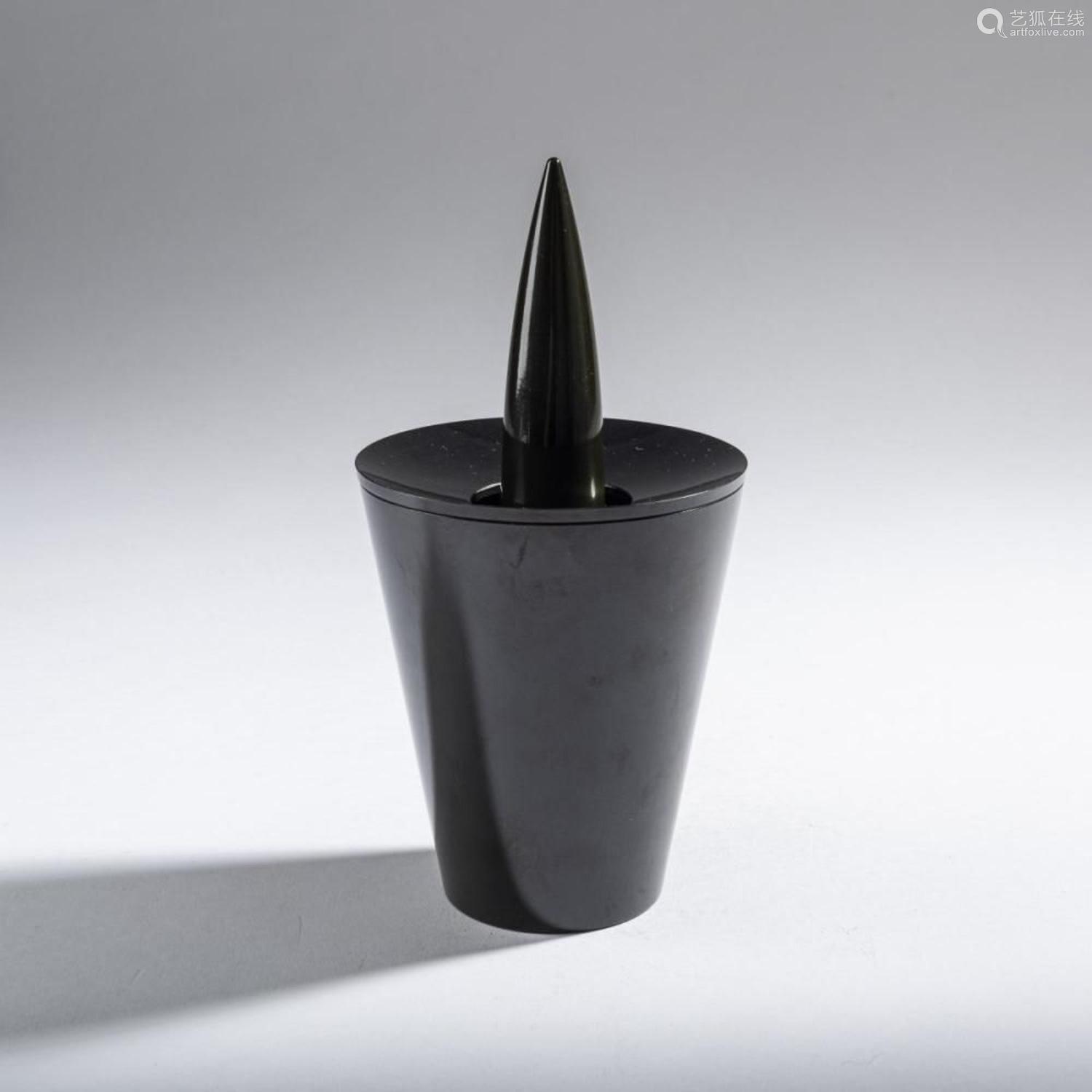 PHILIPPE STARCK, JOE CACTUS ASH TRAY, 1990－【Deal Price Picture】