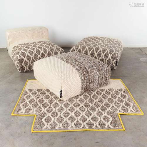 Patricia URQUIOLA (1961) 'Mangas' a sofa set with matching c...