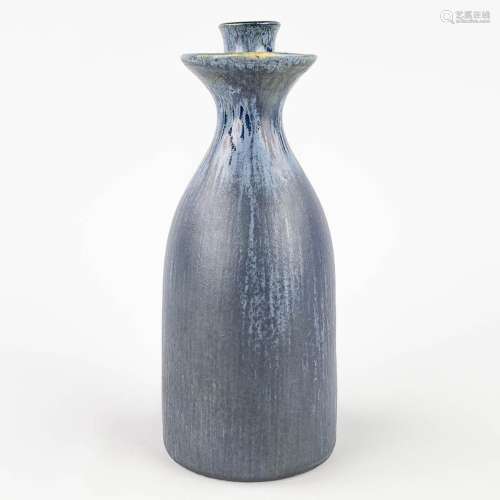Rogier VANDEWEGHE (1923-2020) 'Vase' for Amphora. (H: 23,5 x...