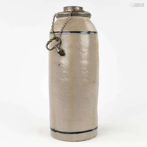 A tobacco jar made of grès stoneware with a lead top. German...