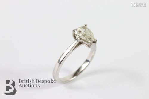 18ct white gold and pear-form diamond ring