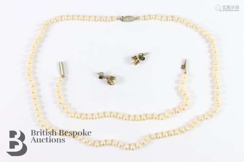 Natural freshwater pearl suite including necklace