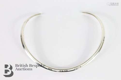 A silver Tiffany & Co torque collar necklace