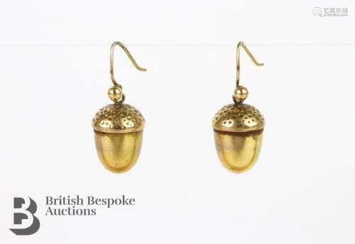 Antique 9ct gold acorn earrings