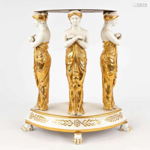 Sèvres, a base for a tazza with 4 graces, made of gilt porce...