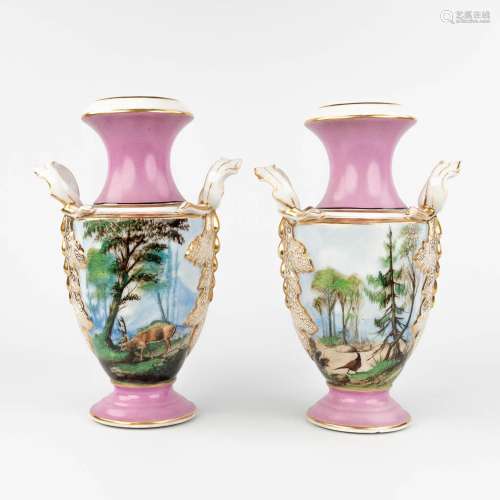 Vieux Bruxelles / Vieux Paris, a pair of vases with hand-pai...