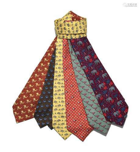 Hermès, 6 cravates en soie à motif de lièvres, rennes, tortu...