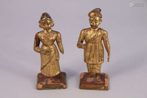 Inde, Bengale, début XXe siècle. Couple indien  deux statuet...