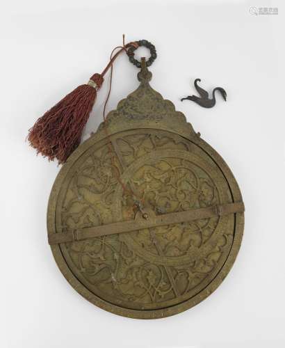 Grand astrolabe planisphérique, Iran, Qajar, XIXe s<br />
La...