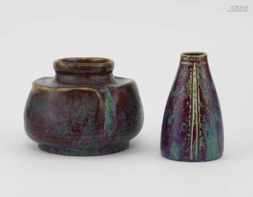Pierre Adrien Dalpayrat (1844-1910)<br />
Deux vases, l'un b...