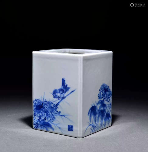 Wang Bu blue and white flower and bird square pen holder