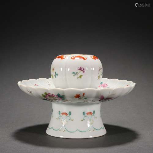 Chinese Qing Dynasty  Famille Rose Butterfly and Flower Patt...