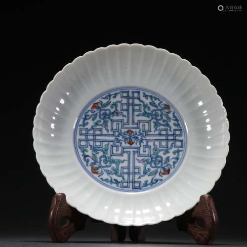 Chinese Qing Dynasty  Clashingcolor Peach Pattern Plate