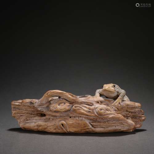Chinese Qing Dynasty  Rosesand Wood-shape Ornament