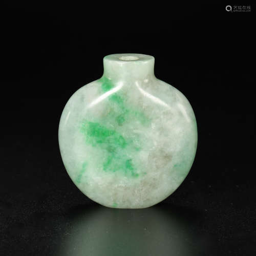 CHINESE QING DYNASTY JADEITE SNUFF BOTTLE
