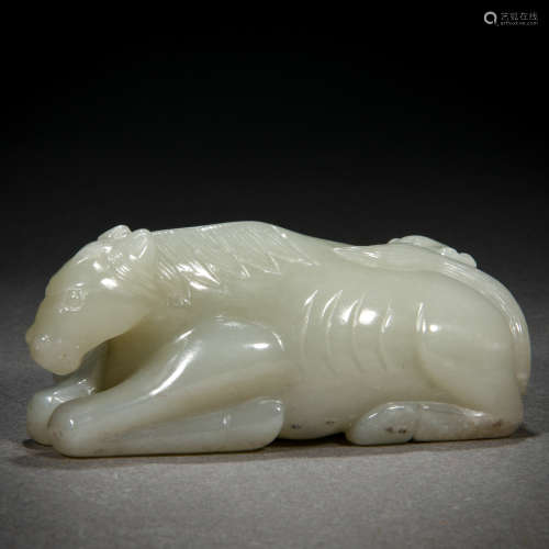A Chinese Carved Jade Horses Group
