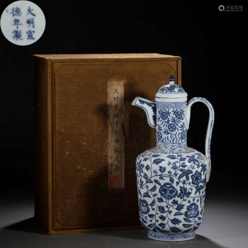 A Chinese Blue and White Floral Scrolls Kettle
