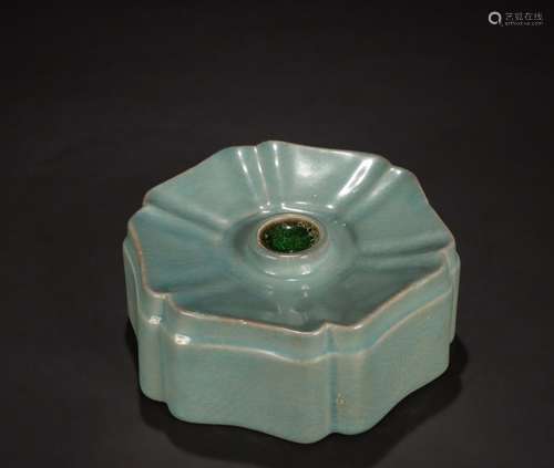 Chinese Glazed Ceramic Inkwell