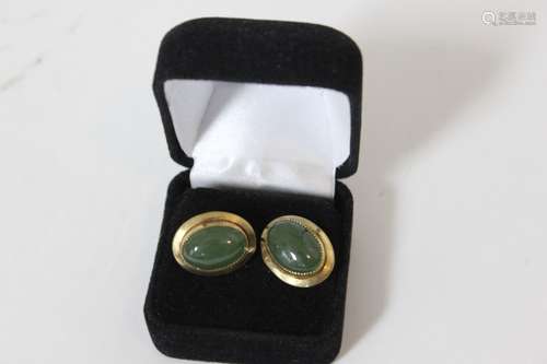 Pair of Chinese Spinach Jade Earring