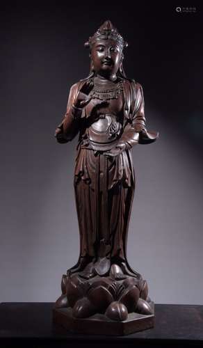 Chinese Chengxinag Wood Guanyin