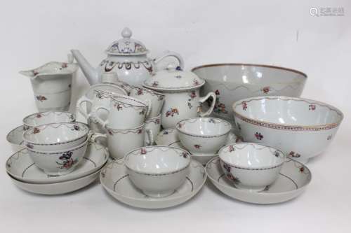 Qing Chinese Famille Rose Porcelain Group