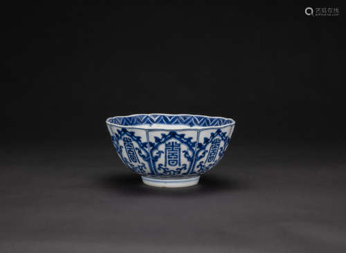 Qing Kangxi-A Blue And White Flower-Patal ‘Shou ‘Bowl