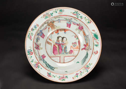 Qing - A Famille Glazed ‘Figures’ Basin