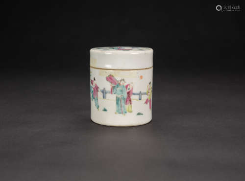 Qing - A Famille Glazed ‘Figuers’ Cover Box