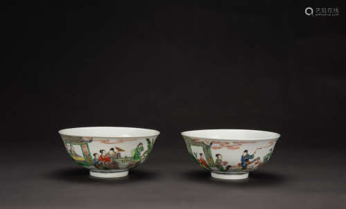 Qing - A Pair Of Wucain ‘Figuer And Flowers’ Bowls