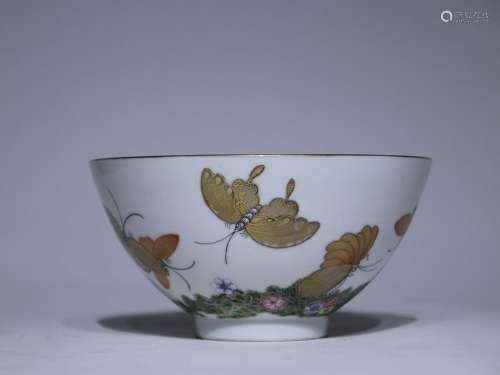 Tongzhi Pink Butterfly bowl in the Qing Dynasty