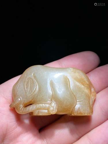 Ming Hotan Jade Seed and Jade Elephant