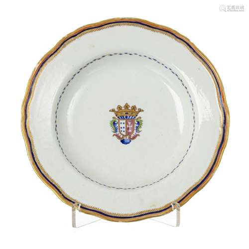 Chinese porcelain Armorial plate in, Qianlong