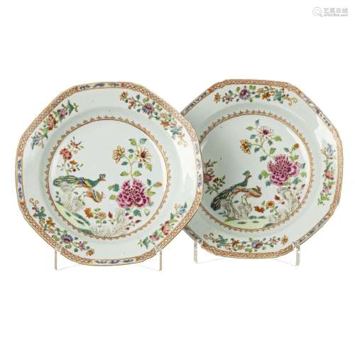 Pair of Chinese porcelain octagonal 'Peacock's service' deep...